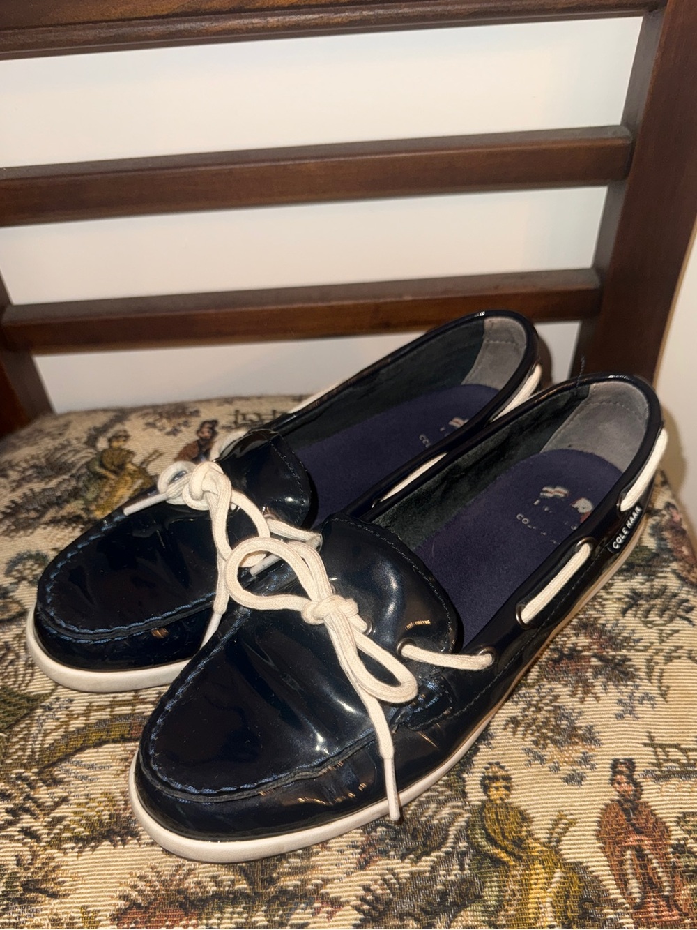 Cole Haan Nantucket Camp Moccasins Navy Patent Leather Boat Shoes Women’s 7.5B - Picture 8 of 12